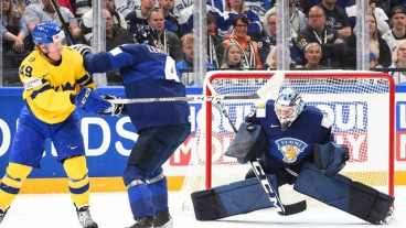 2025 IIHF ICE HOCKEY WORLD CHAMPIONSHIP - Platinum Lounge: FIN-CAN image