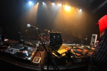 H5 Live Isaac Sene image
