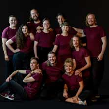 Improvisoitu Illallinen: Läsnäolopakko lautasella