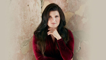 Suvi Teräsniska image