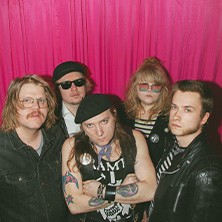 Puhelinseksi + Teini-Pää K-18