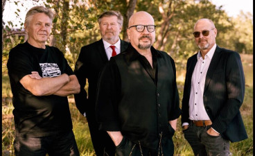 Leavings-orkesteri solistinaan Timo Rautiainen