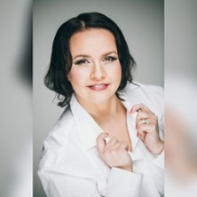 Tangokuningatar Johanna Debreczeni