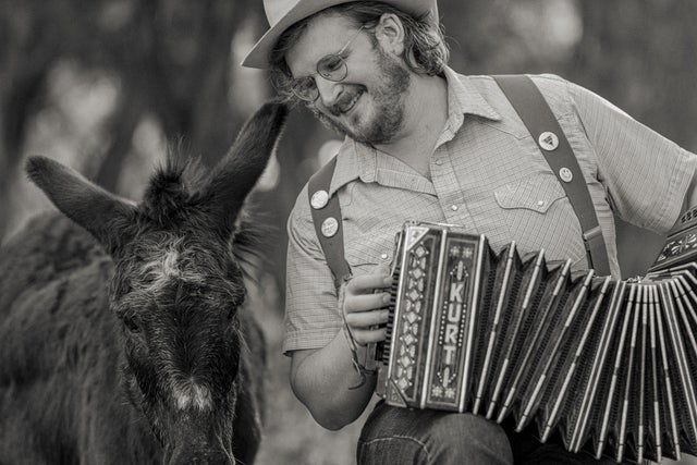 Willi Carlisle - Winged Victory Tour