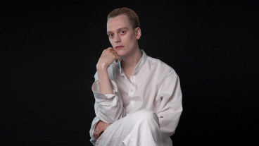 Sean Nicholas Savage image