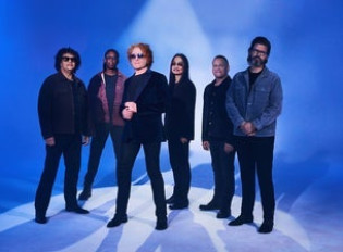 Simply Red - 40th Anniversary Tour 2025 image