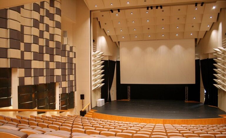 Lapin sotilassoittokunta, Helena Juntunen - Kaihon ja rakkauden sävelet