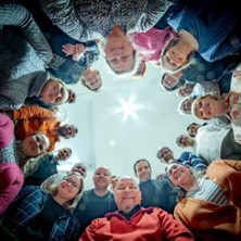 Suomalainen Kamarikuoro: Pärt ja Bach