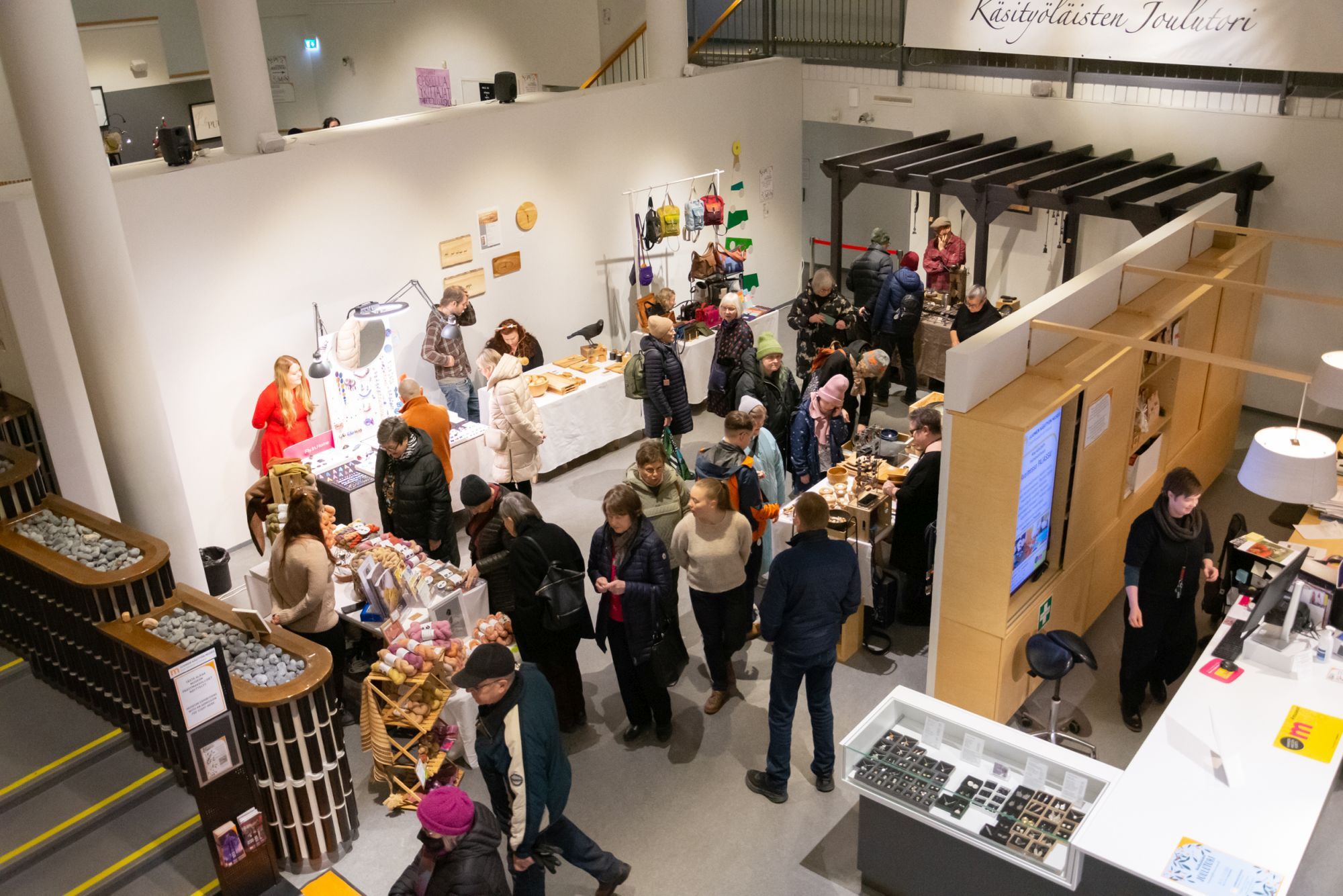 KÃ¤sityÃ¶lÃ¤isten joulutori 13.-14.12.2025