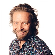 Ilari Johansson stand up