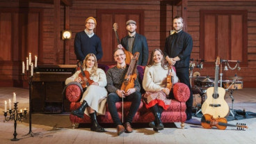 Julstämning i folkmusikens tecken - I midvintertid image