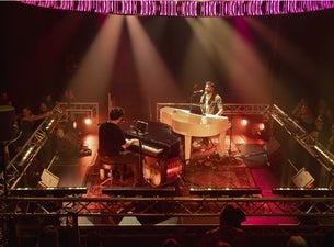 Duelling Pianos
