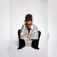 Sellosali: Isaac Sene