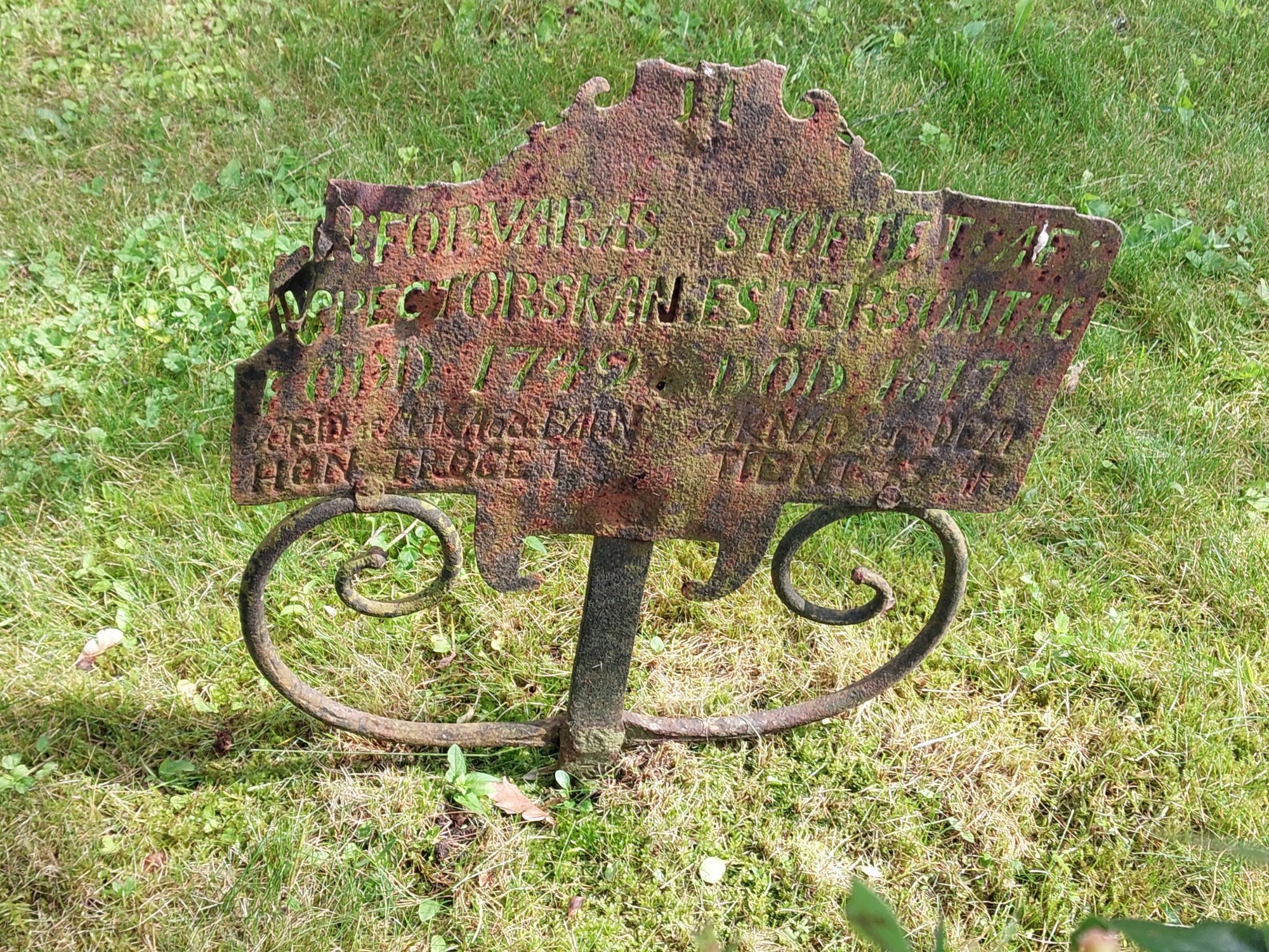 KÃ¤sityÃ¶lÃ¤isten joulutori 13.-14.12.2025