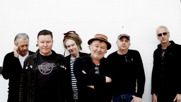 LEVELLERS - CELEBRATING 30 YEARS OF THE NUMBER 1 ALBUM zeitgeist