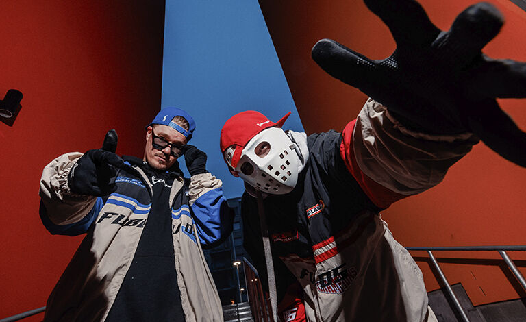 Vitun iso rotsi, Nelikasi