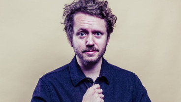 TRE SAGOR OCH EN BEGRAVNING - Växjö