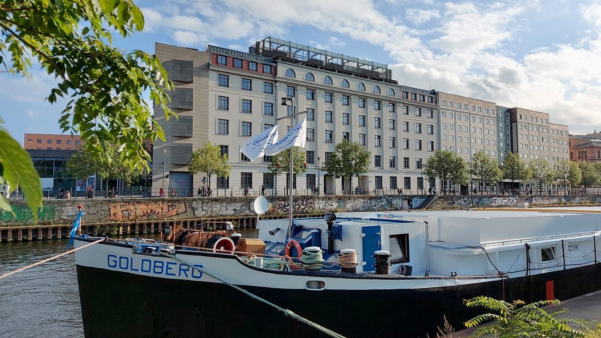 Abraham und die drei alten Schachteln