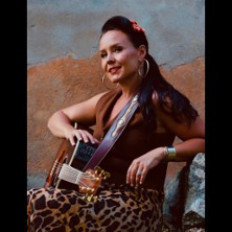 Maibell & The Misfires: Women are rockin'!