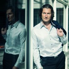 Tomi Metsäketo - ystävänpäiväkonsertti