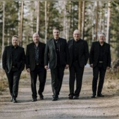 Janne Tulkki &Tulinen Sydän