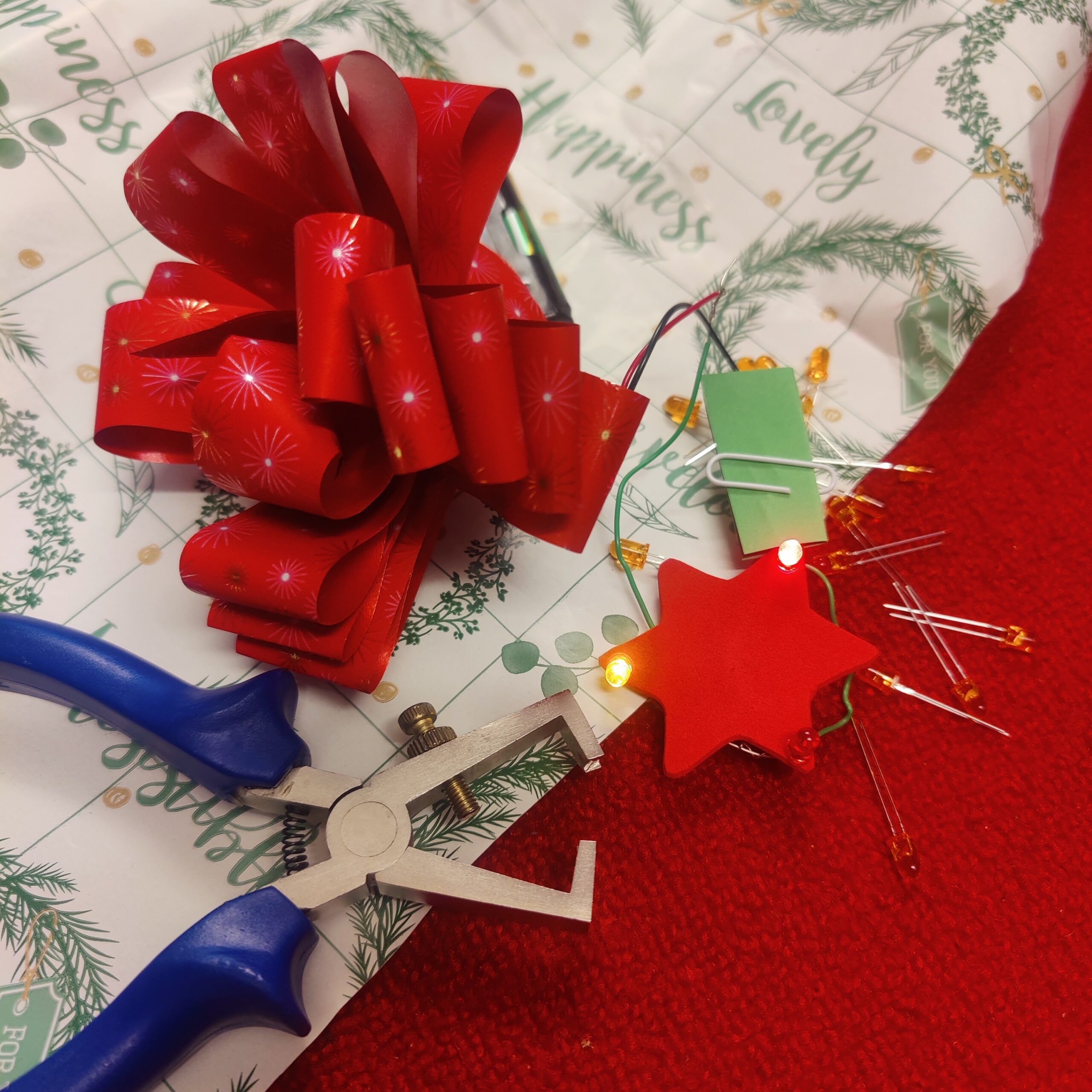 Joulukuun yleisÃ¶tyÃ¶paja: Jouluvalot