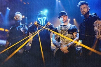 SMASH INTO PIECES - LIVE I VÄXJÖ