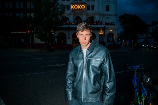 SWIM - DEAR FRIEND (LIVE)