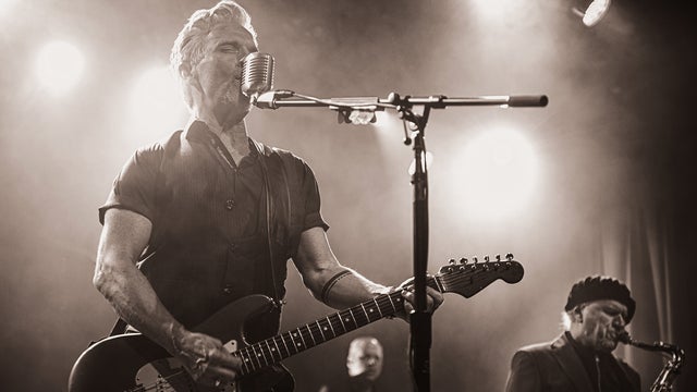 Colin James and the Little Big Band