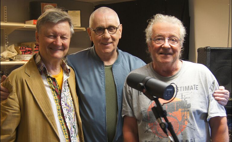 Tasavallan Presidentti Complete feat. Jukka Gustavson ja Ella Tepponen