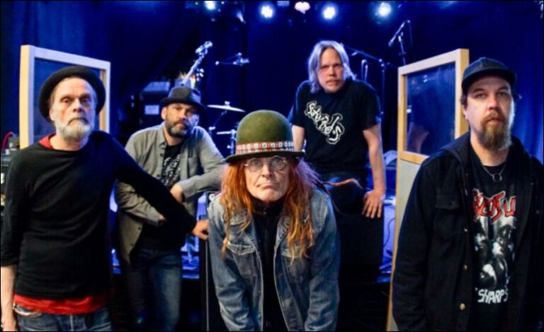 Pelle Miljoona & Pispala Punks