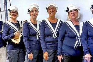 Båten-Pratglada sjömanshustrur