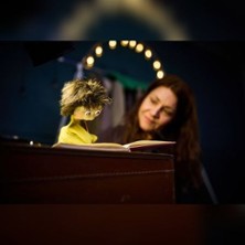 Teatteri Tuomikko: Ihmeitä ja kummia