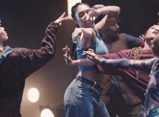 DANS I PITEÅ: Paradox-Sal - Woman