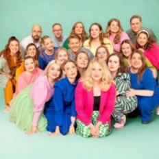 Oma: Sitten olen valmis (Ensikonsertti)