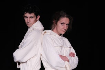 SÖNDAGSSCEN: Bill och Bolla med Ukraine teater