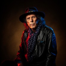 Sellosali: Dave Lindholm