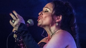 O Som Do Fado - La Fadista Marta Raposo - Voyage au coeur du Portugal