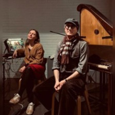 Fredagar på Sibbe: Lau Nau & Matti Bye