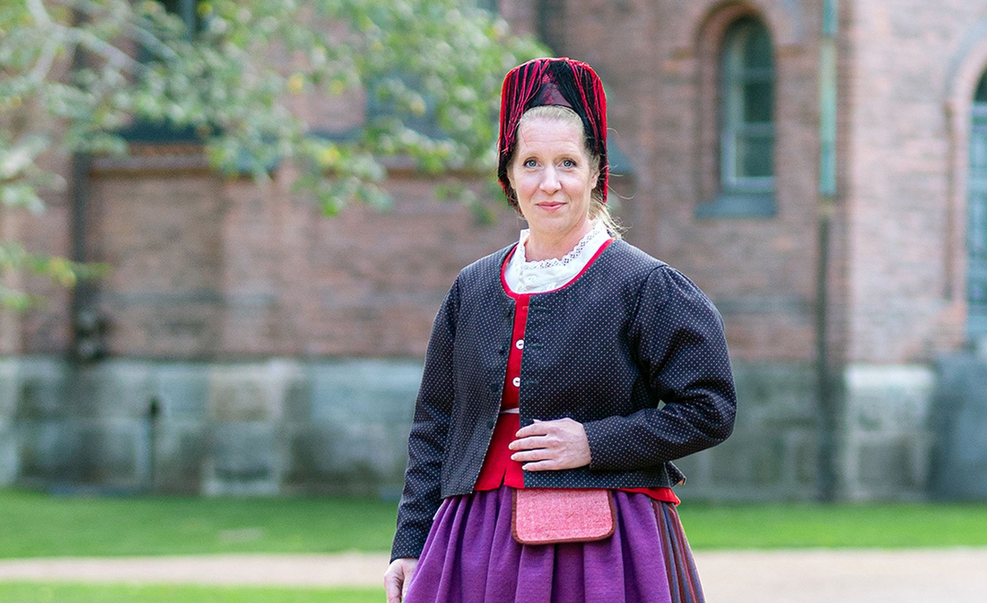 Kalevalan pÃ¤ivÃ¤: Viipurin seudun kansallispuvun sormusten julkistus la 28.2.