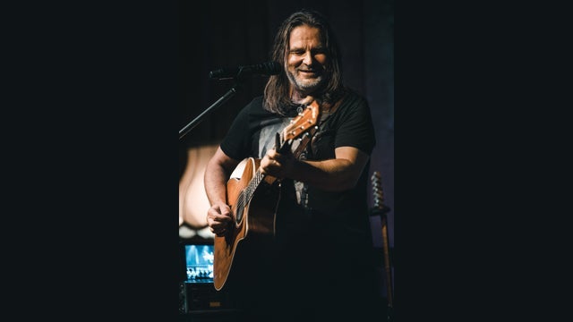 Ray Wilson & Band: Genesis Classic