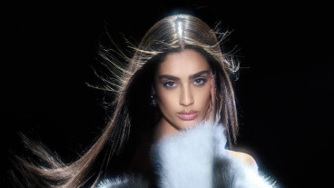 zeyne - AWDA EU Tour 2026