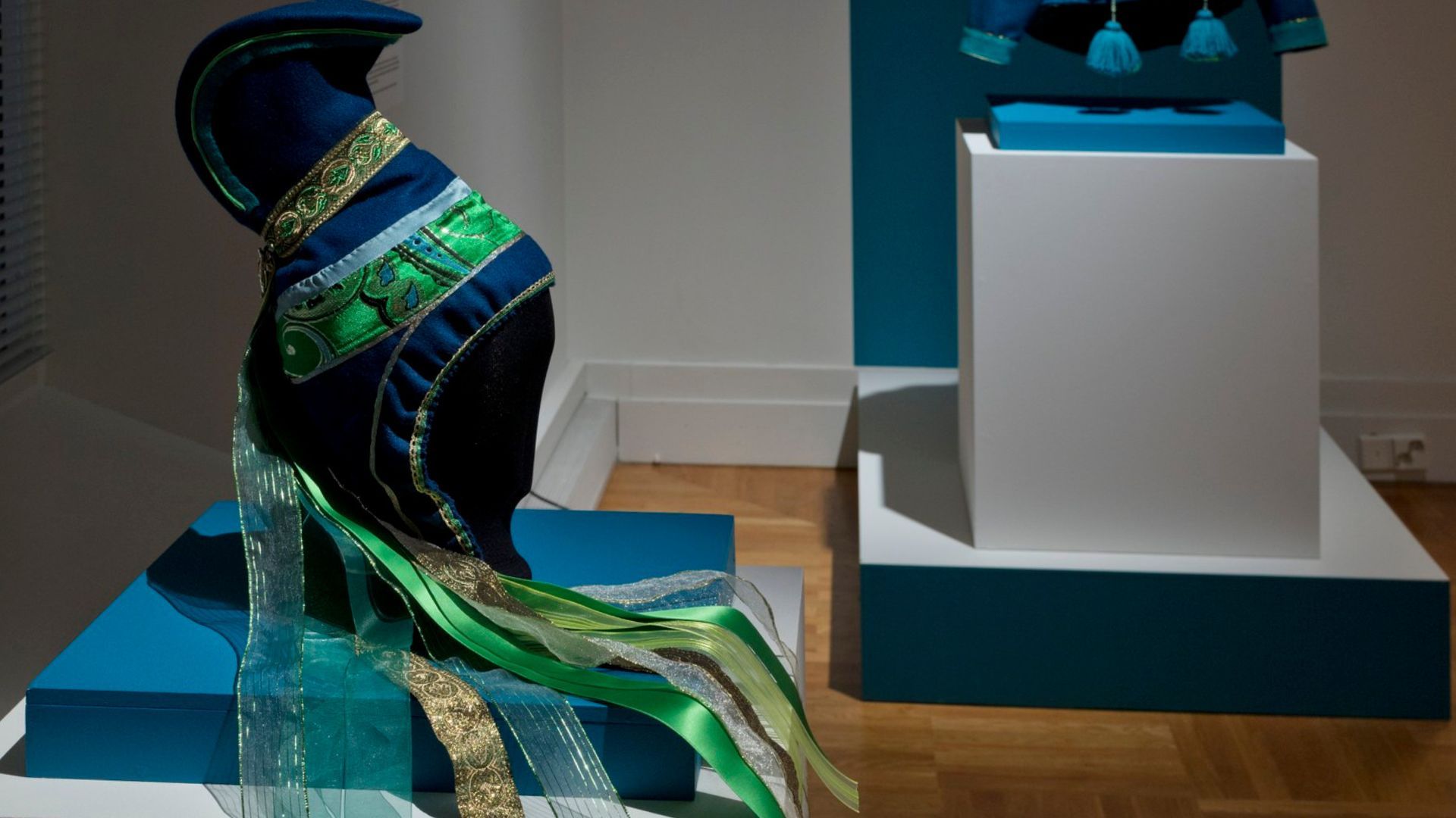 Duodjiin keskittyvÃ¤ nÃ¤yttelyesittely