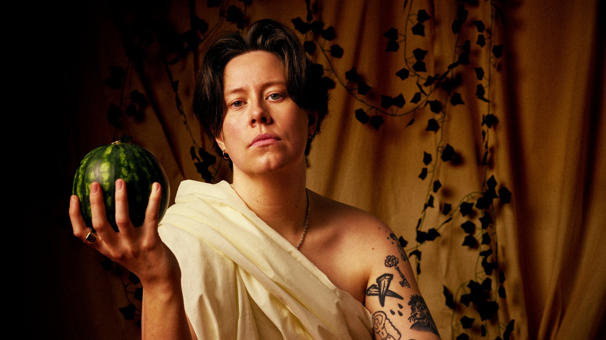 Chloe Petts - Big Naturals