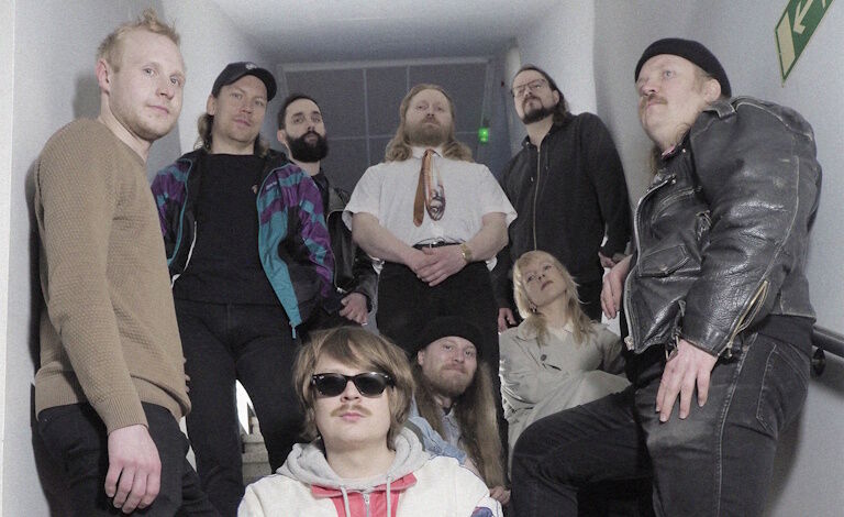 Teksti-TV 666, Lala Salama