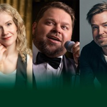 Ahola,Töyssy&Ahola:Koko Komedia laulaa K18