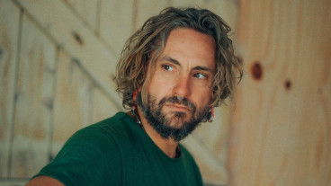 John Butler with Band