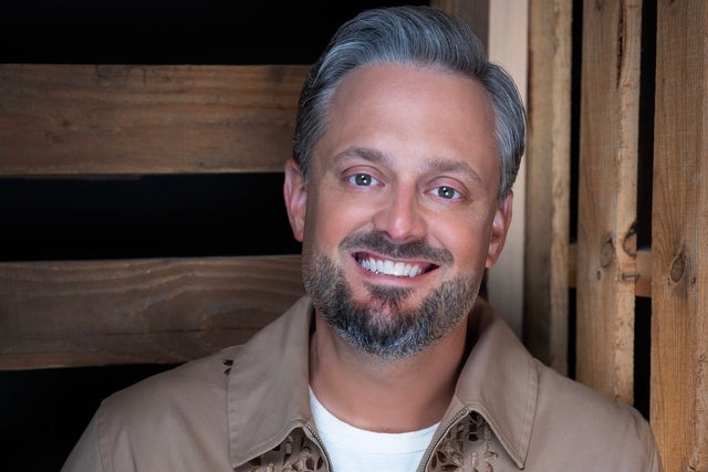 Nate Bargatze: Big Dumb Eyes World Tour