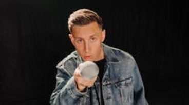 Shane Todd: Hold Me Back