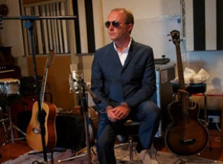 Travellers Tunes an Evening with Steve Cradock featuring Songs By Ocea